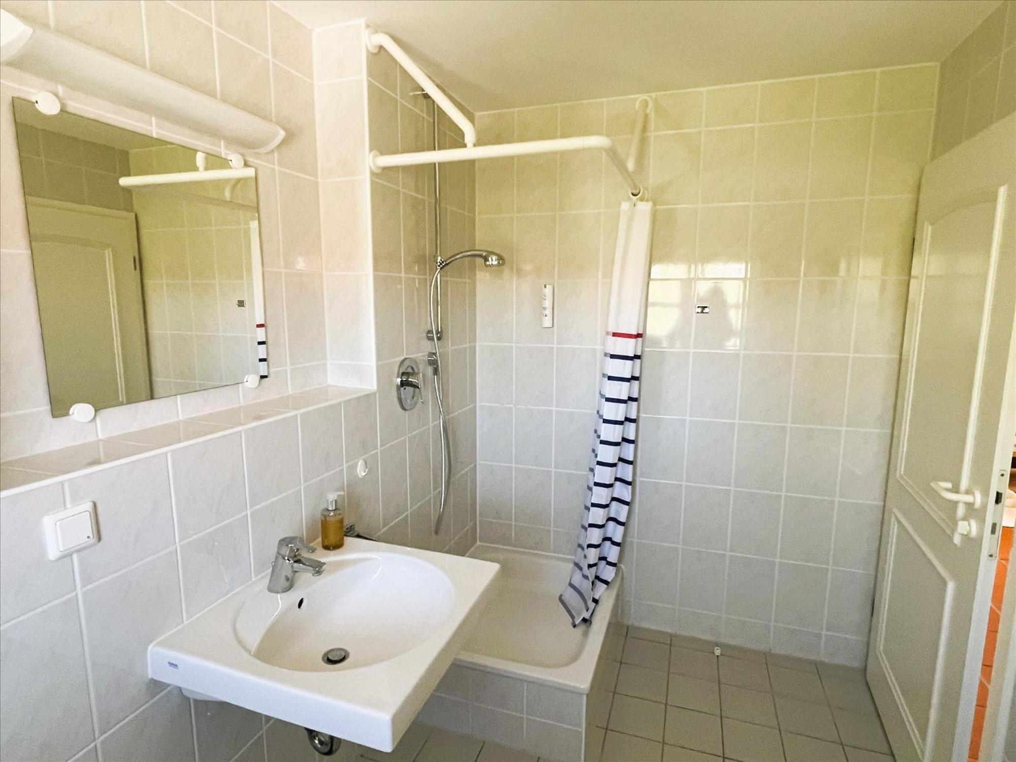 Feriendorf Rugana - Klassik Appartement Mit 1 Schlafzimmer D44 Дранске Экстерьер фото